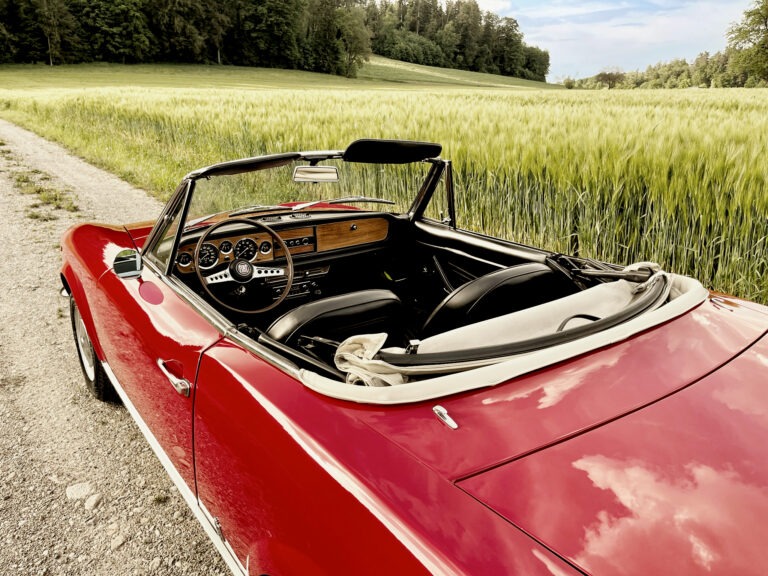 Fiat 124 Sport Spider Cabriolet Swiss Classic Drives